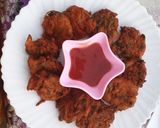 A picture of step 4 of Arabic style pakory.