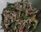 Foto langkah ke 6 dari resep Tumis tongkol suir cabe ijo.