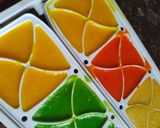 A picture of step 3 of Colourful fruits custard ice cream.
