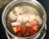 Hình bước làm 2 của món Canh Cá Thu Nấu Cà Chua Măng Tây Bí Ngòi