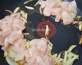 Gambar langkah 2 resipi Kuali Yee Mee.