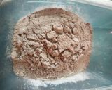 Foto langkah ke 1 dari resep Brownies Mini 1 Telur.