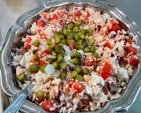 Une image de l'étape 12 de Salade de Riz aux Tomates, Thon, Feta et Romarin.