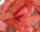 A picture of step 1 of Watermalon juice.