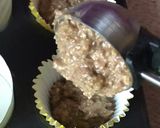 A picture of step 2 of Pistachios and walnut oatmeal muffins.