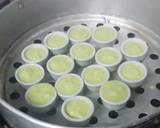 รูปขั้นตอนการทำที่ 5 ของ ขนมมันสำปะหลังนึ่งใส่ใบเตย