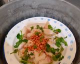 Foto langkah ke 2 dari resep Ikan Dori Kukus dg Taburan Bawang Putih.