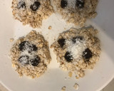 Foto del paso 4 de la receta: Galletitas de avena al microondas sin gluten (con coco, pasas y miel)