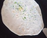 A picture of step 3 of Haray Lehsan k Parathay.