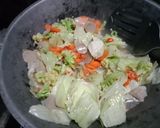 Foto langkah ke 3 dari resep Capcay sayur kuah pedas.