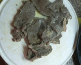 Foto del paso 2 de la receta: Empanada de carne cortada a 🔪 cuchillo