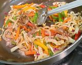 ভেজিটেবলস এগ চাউমিন (vegetables egg chow mein recipe in Bengali) রেসিপির ধাপ 4 ছবি