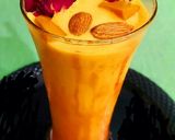 A picture of step 3 of Mango Rose Lassi.