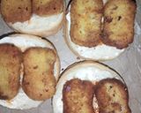 A picture of step 3 of Chicken nuggets burger.