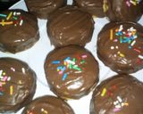 Foto del paso 5 de la receta: Alfajores rellenos de Nutella y cobertura de chocolate