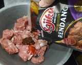 Foto langkah ke 2 dari resep Rendang khas Padang bumbu praktis.