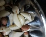A picture of step 1 of Garlic chutney.