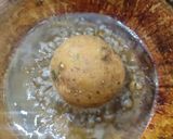 A picture of step 9 of Noodles scotch eggs.