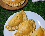 A picture of step 9 of Meatpie.
