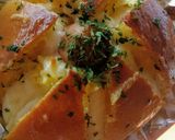 Foto langkah ke 4 dari resep Korean garlic cheese bread.