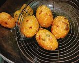 A picture of step 4 of Leftover Rice Cutlets.