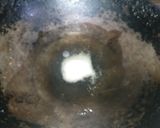 A picture of step 4 of Aloo bhindi fry.