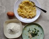 Foto langkah ke 2 dari resep Potato Balls.