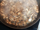Champiñones con jamón