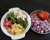 A picture of step 4 of Navratna Shahijahani Khichdi.