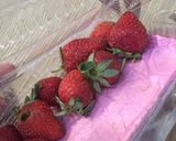Foto langkah ke 3 dari resep Ubi madu stroberi yogurt cake.
