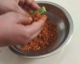 A picture of step 3 of Stuffed masala Bhindi.