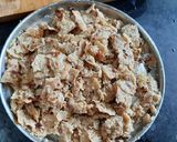 A picture of step 1 of Leftover chapati chivda authentic.