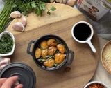 Foto del paso 1 de la receta: Aceite de oliva con ajo confitado y romero