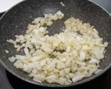 Foto del paso 3 de la receta: Berenjena rellena de salmón a la soja