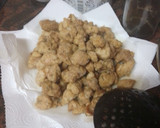 Foto del paso 4 de la receta: Palomitas de cerdo adobado en salsa de almendras y papas fritas