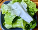 Hình bước làm 5 của món Rong biển cuộn nấm kim châm chiên giòn