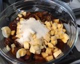 Une image de l'étape 5 de Compote de prunes et bananes.