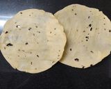 ચીઝલિંગ મસાલા પાપડ કોન્સ (Cheeseling Masala Papad Cones Recipe In Gujarati) રેસીપી સ્ટેપ1ફોટો