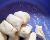 Foto langkah ke 5 dari resep Kulit gyoza/pangsit/dimsum.