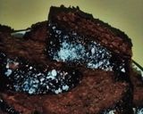 صورة لخطوة 7 من وصفة كيك بصوص الشوكولاتة 🤤😋