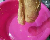 Foto langkah ke 6 dari resep Donat Kribo Coklat Keju Stroberi.