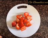 A picture of step 1 of Strawberry Shake with Dates(Restaurant Style).