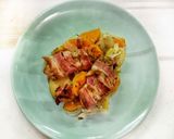 Baconbe tekert csirkemell, fűszeres sütőtökös krumplival sütve recept fázis 4 fotója