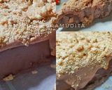 Foto langkah ke 4 dari resep Puding Brownies with Dalgona Ovaltine & Marie Biscuit.