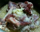 A picture of step 3 of Yakhni pulao.