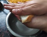 क्रिस्पी मैगी रोल(Crispy maggi roll recipe in Hindi) रेसिपी चरण 4 फोटो