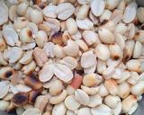 શીંગ ની ચીક્કી (Shing Chikki Recipe In Gujarati) રેસીપી સ્ટેપ1ફોટો