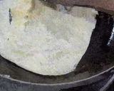 Foto langkah ke 5 dari resep Nasi goreng Kencur berselimut.