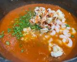 A picture of step 5 of Astakomakaronada –Greek lobster spaghetti.