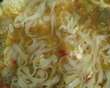 Foto langkah ke 5 dari resep Kwitiau Rebus Pedess.
